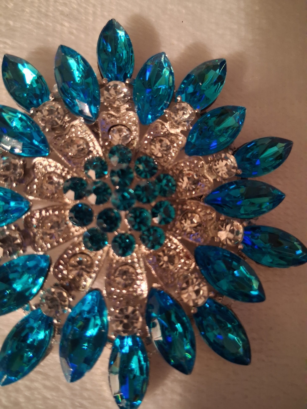 Decorative Turquoise Crystal Floral Accent BROOCH